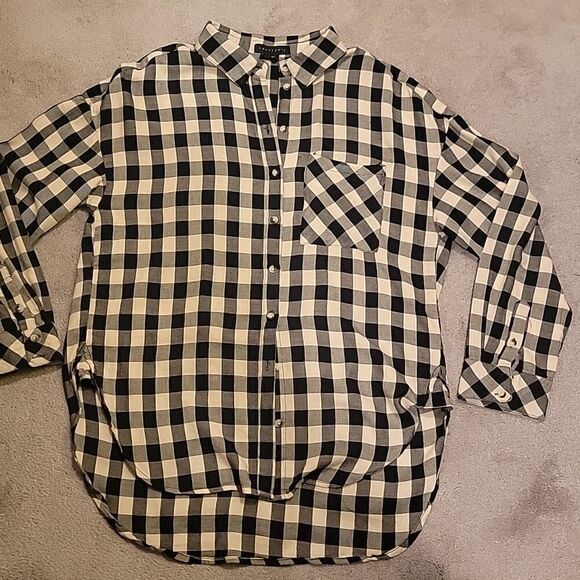 Sanctuary black/cream plaid button down shirt sz Small - Picture 4 of 10